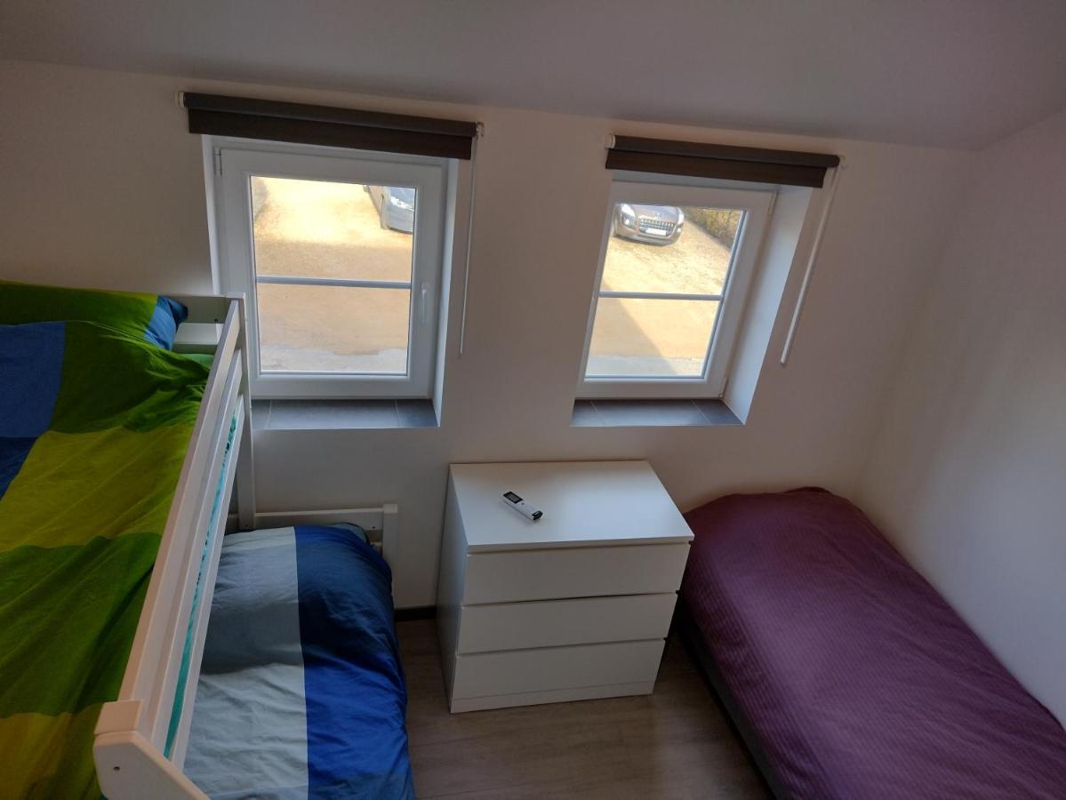 Huis Met Zonneterras, Tuin En Panoramisch Uitzicht Wellin Exteriér fotografie