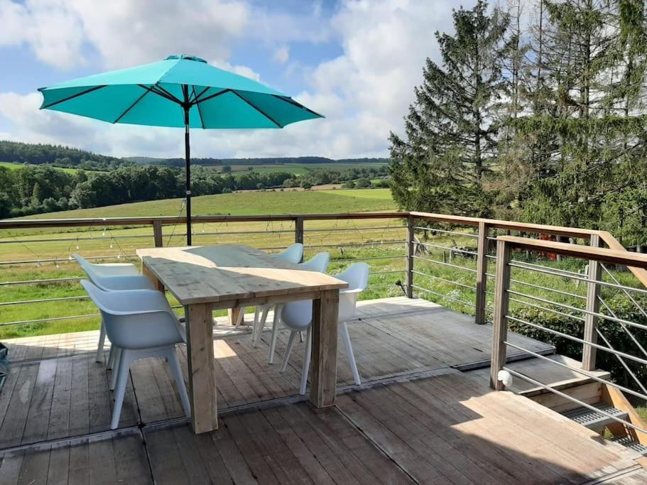 Huis Met Zonneterras, Tuin En Panoramisch Uitzicht Wellin Exteriér fotografie